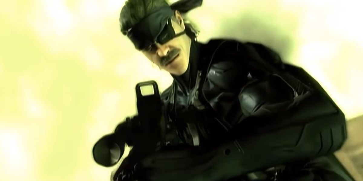 old snake from mgs4 holding his gun