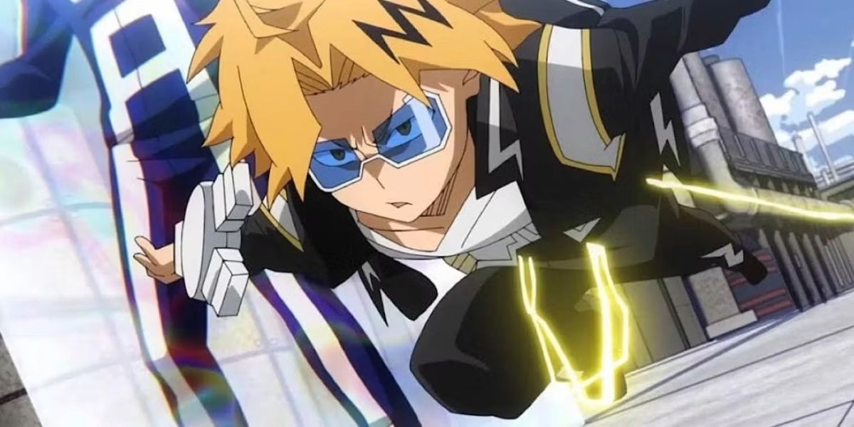 Denki Kaminari rushing ahead in My Hero Academia