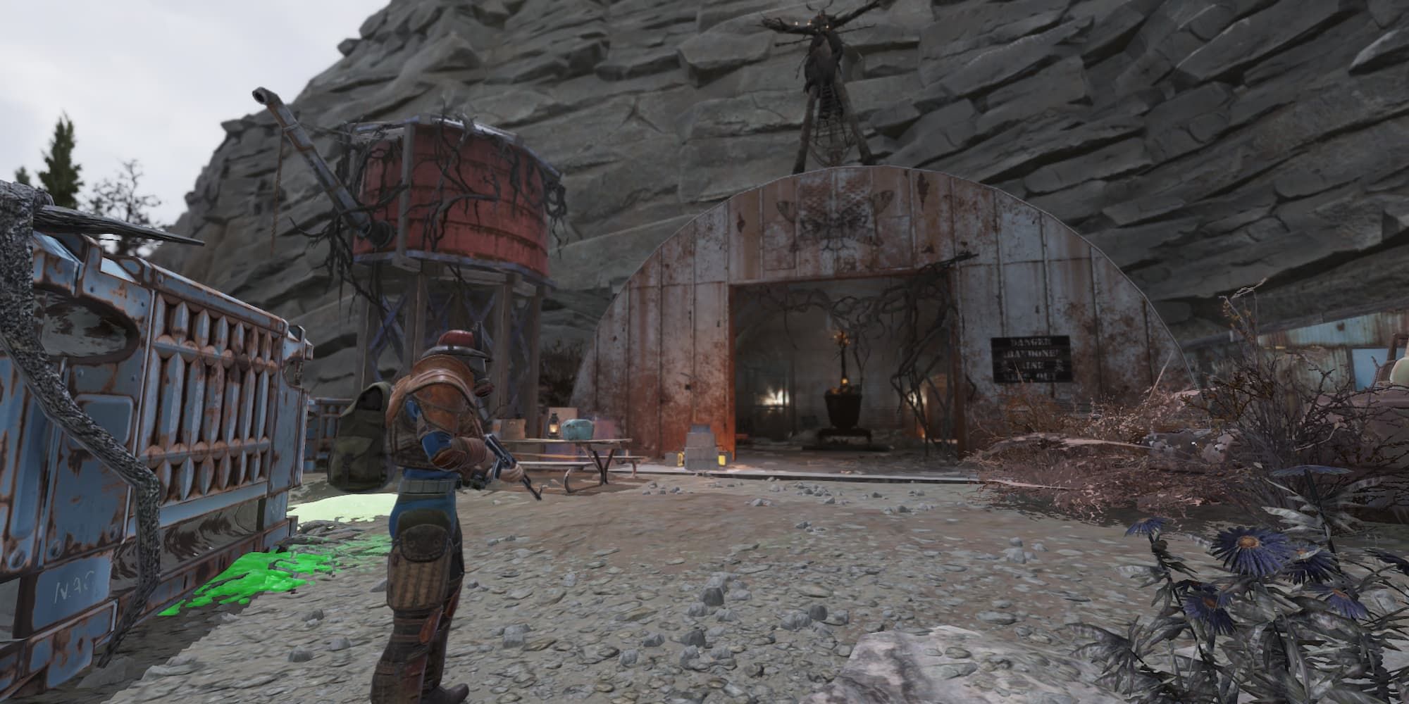 Exterior of the Lucky Hole Mine in Fallout 76