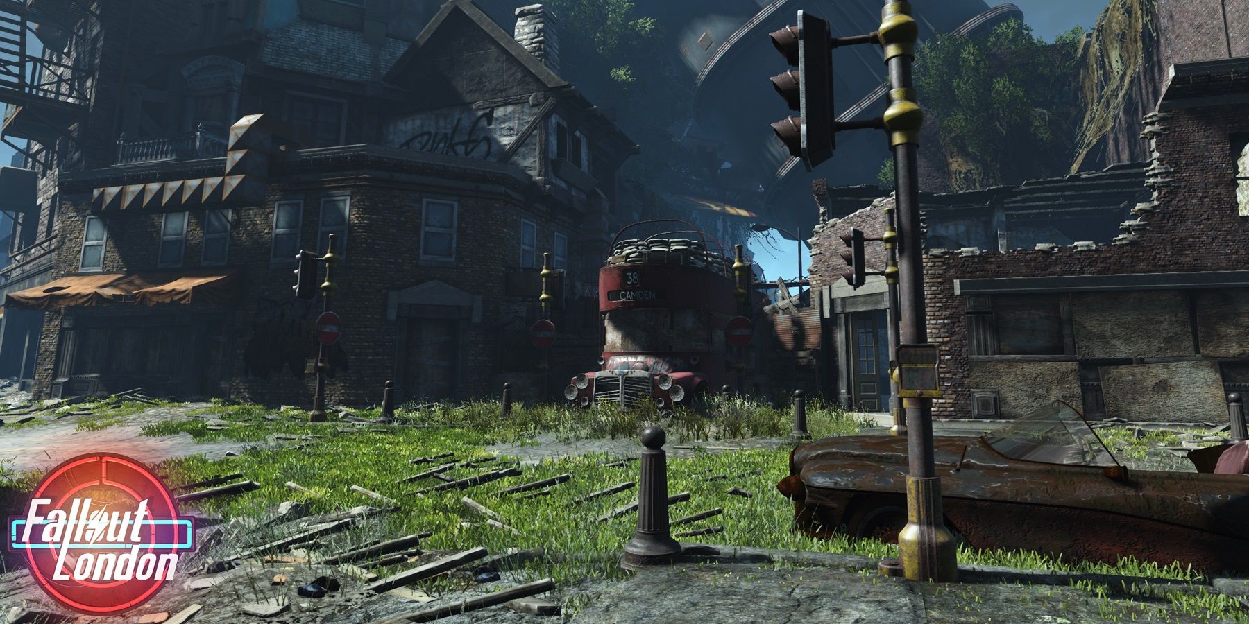 Screenshot of Fallout: London mod showing a post-apocalyptic city street