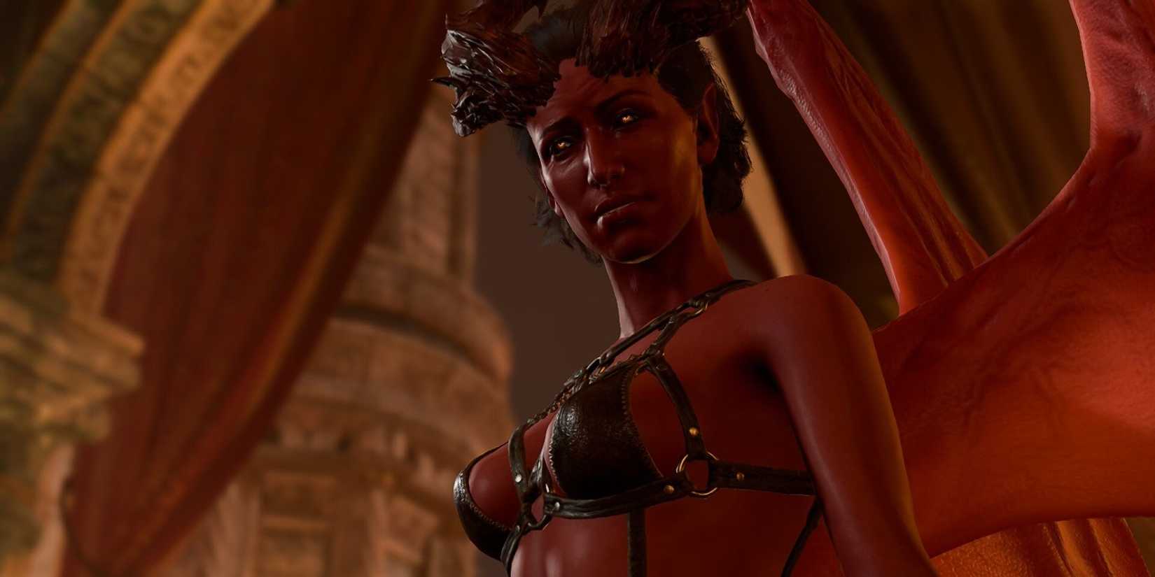 Haarlep staring at the protagonist in Baldur's Gate 3