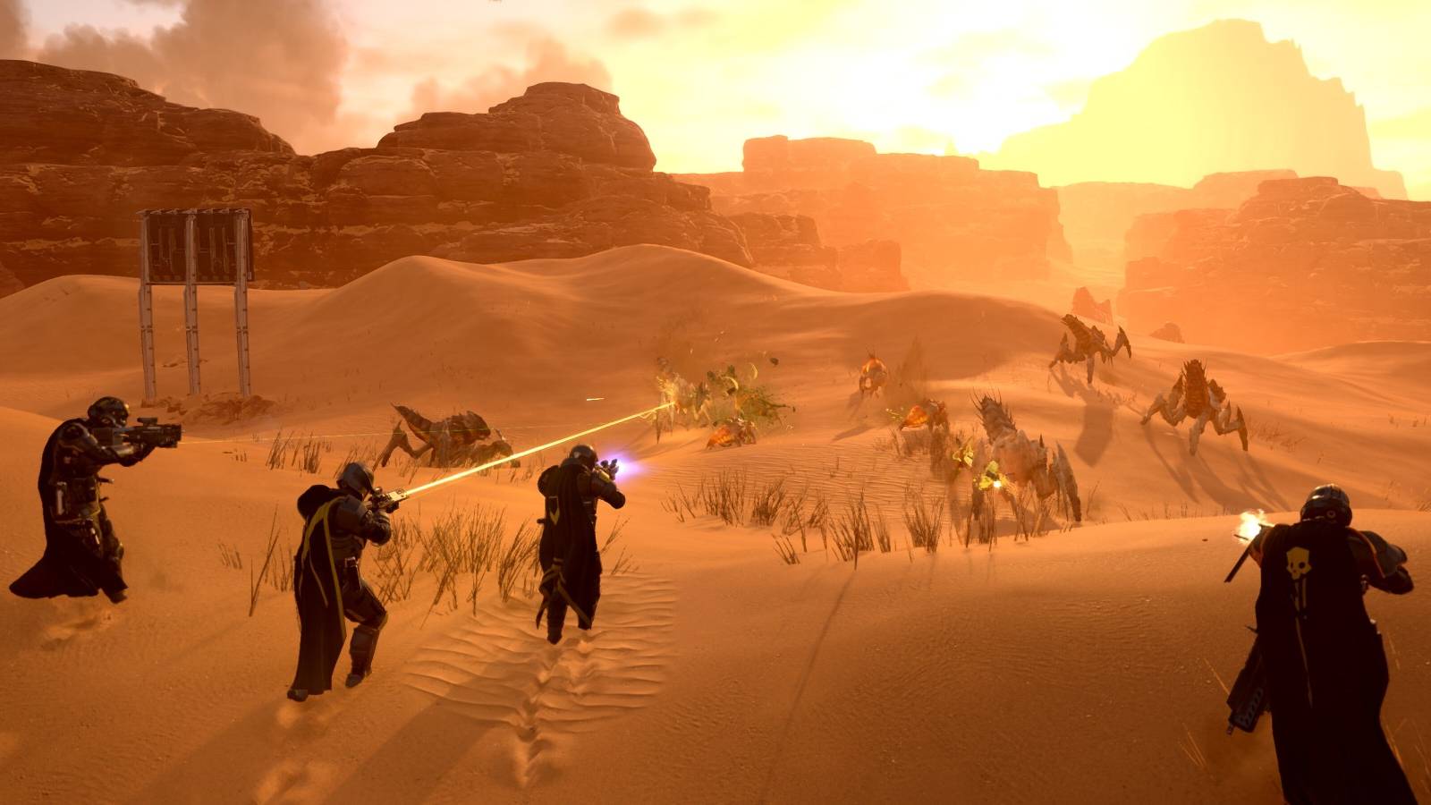 helldivers 2 squad fighting terminids