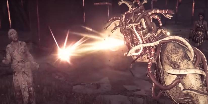 Medusa turning an enemy into stone, Assassin's Creed