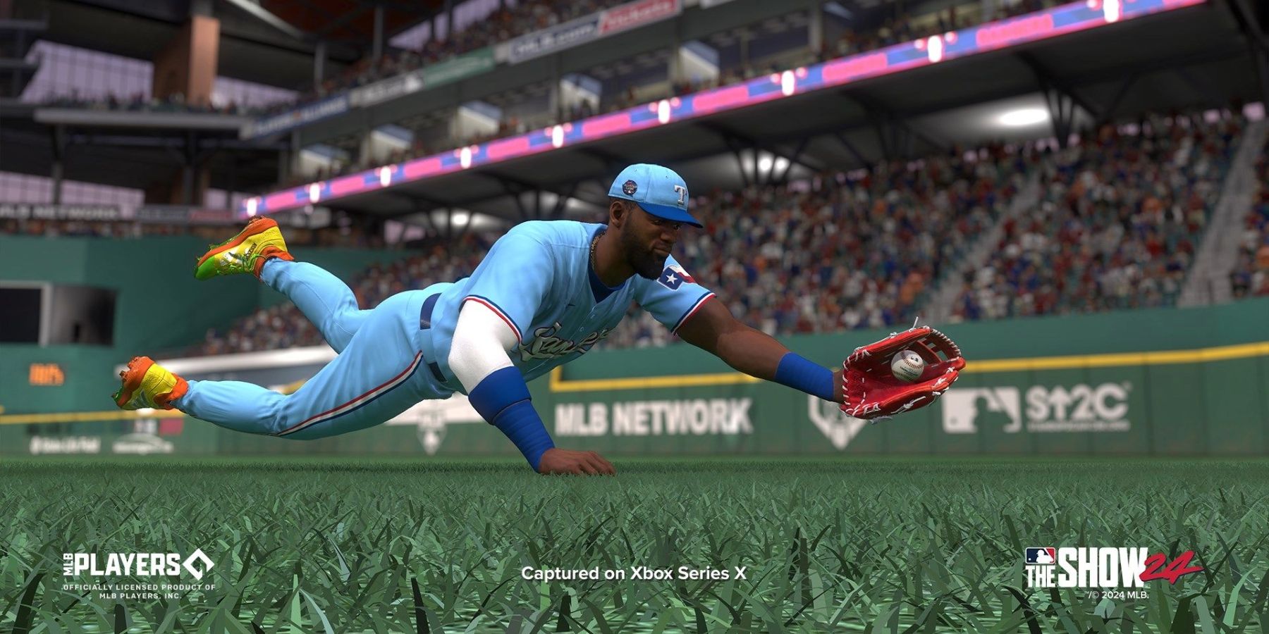 Player makes diving catch in MLB The Show 24