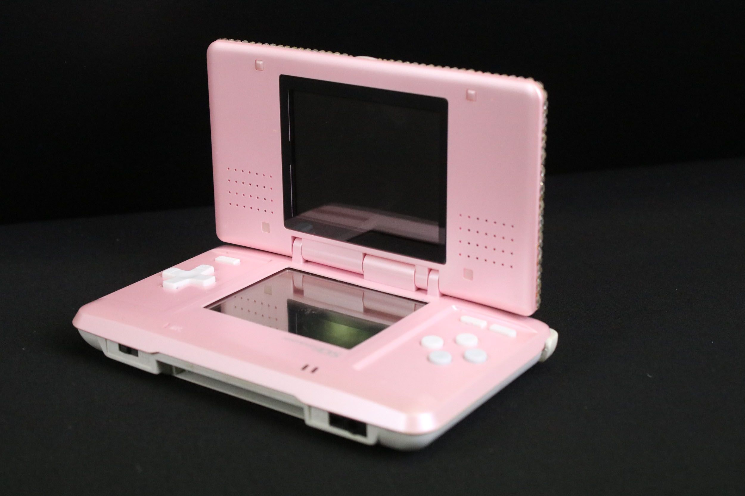 Nintendo fashion DS Candy Pink for Matt