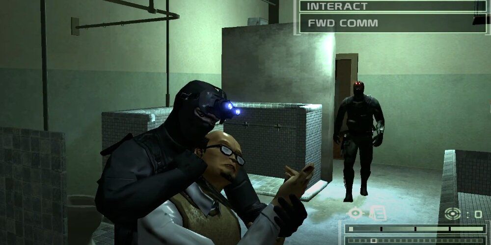 Two spies interrogating a man in Splinter Cell Chaos Theory 