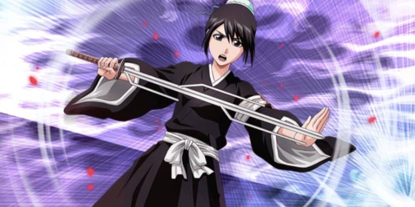 Momo holding her sword sideways with a purple background 