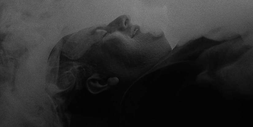 A criminal places himself in suspended animation in The Twilight Zone's "The Rip Van Winkle Caper".