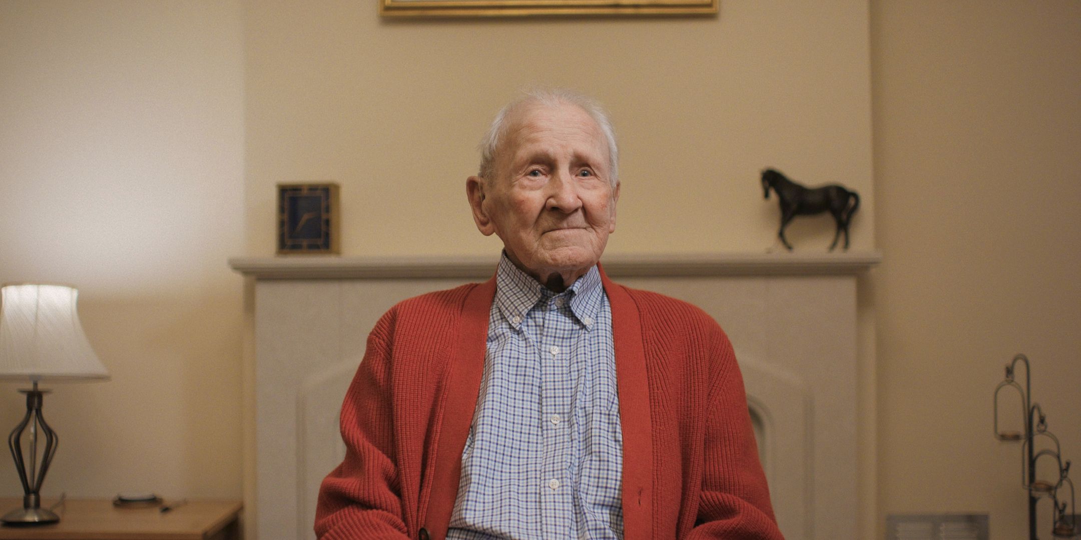 100 yearold Wrexham Fan Arthur Massey being interviewed