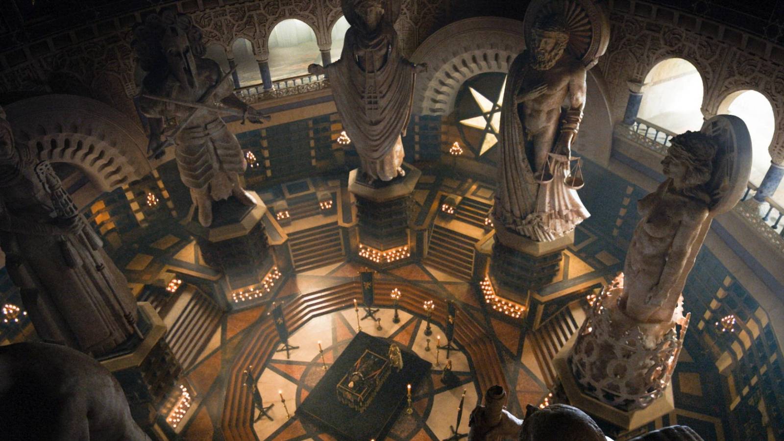 game-of-thrones-sept-baelor-seven-god Cropped