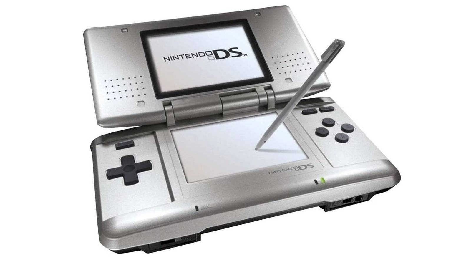 gamer-makes-nostalgic-discovery-in-old-nintendo-ds-case