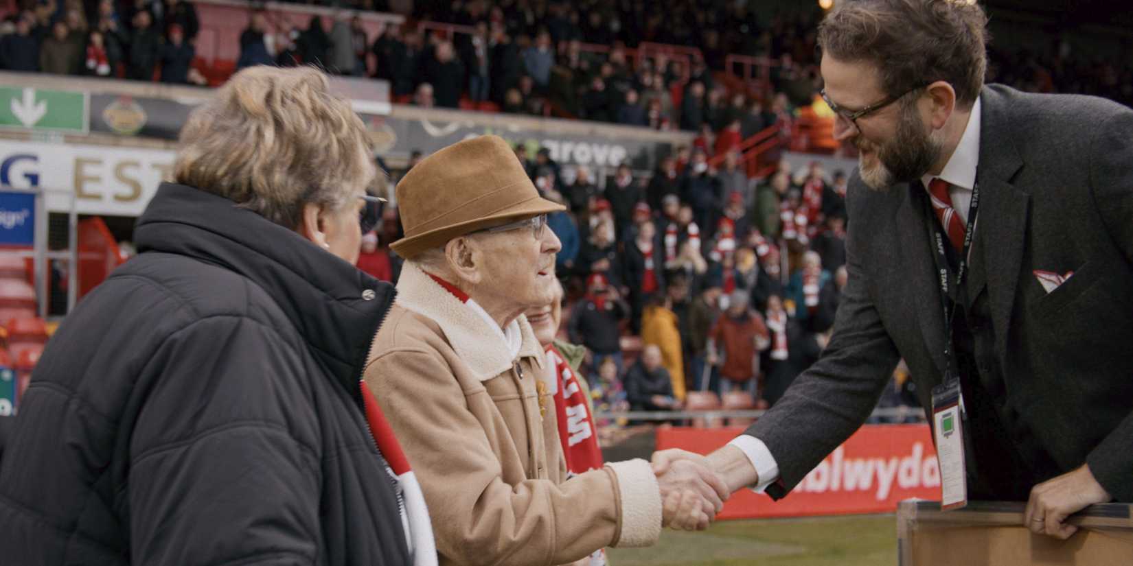 100-year-old Arthur Massey honored by Humphrey Ker at Wrexham Racecourse Ground