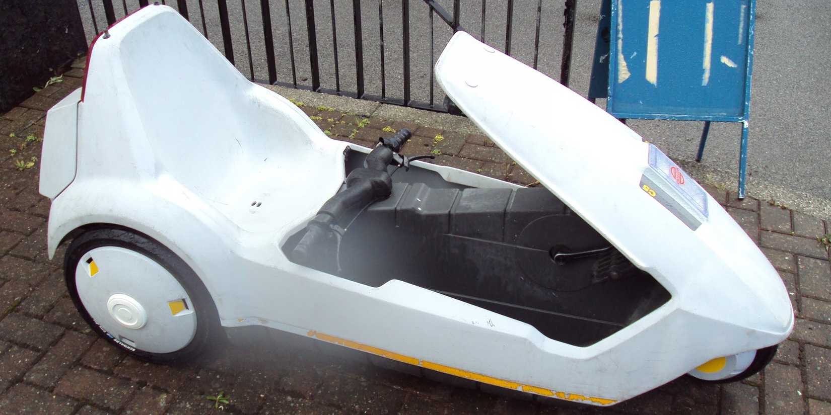 Odd Side Ventures- Sinclair C5