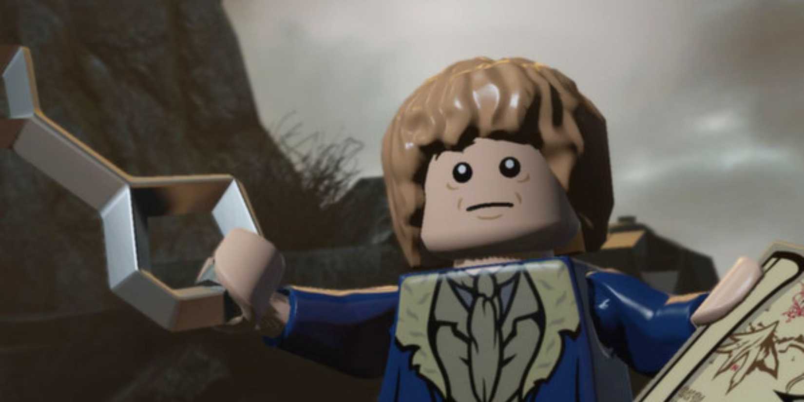 Bilbo holding a key and a map in Lego The Hobbit