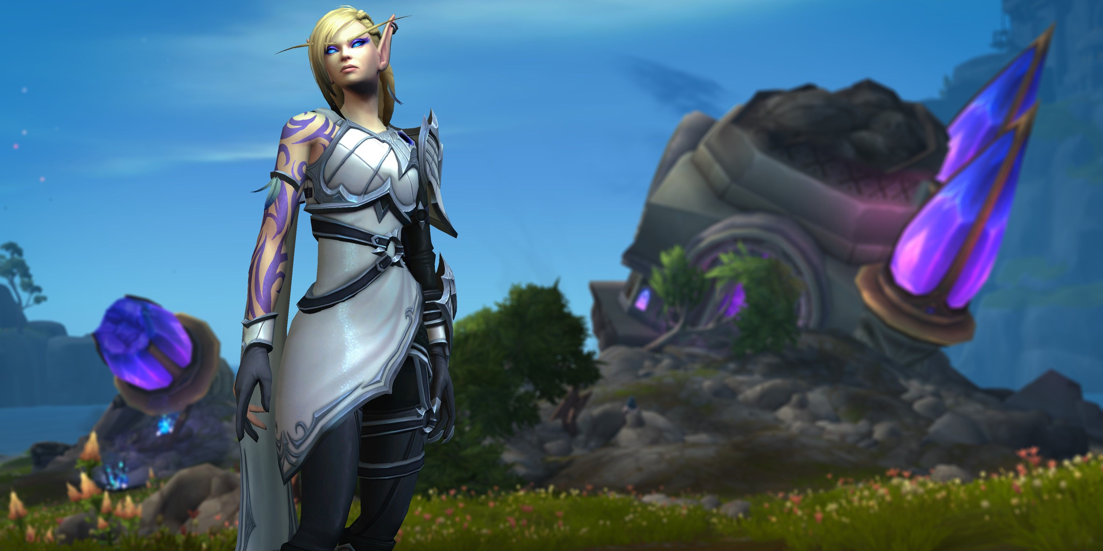 alleria standing amidst the ruins of dalaran from the war within