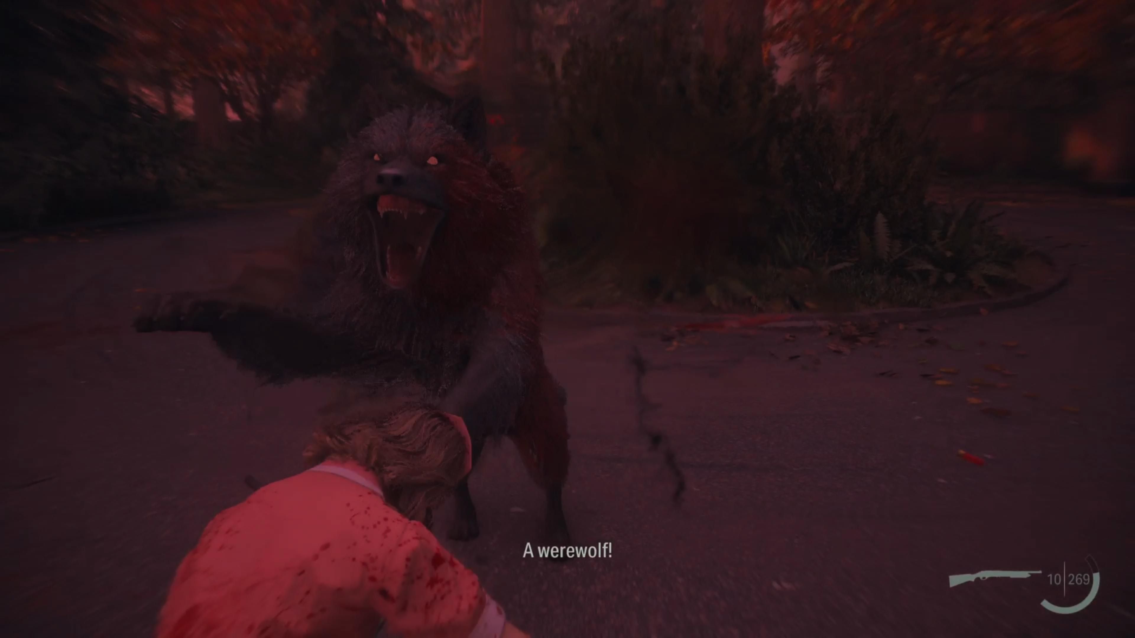 Fighting a werewolf in Alan Wake 2: Night Springs