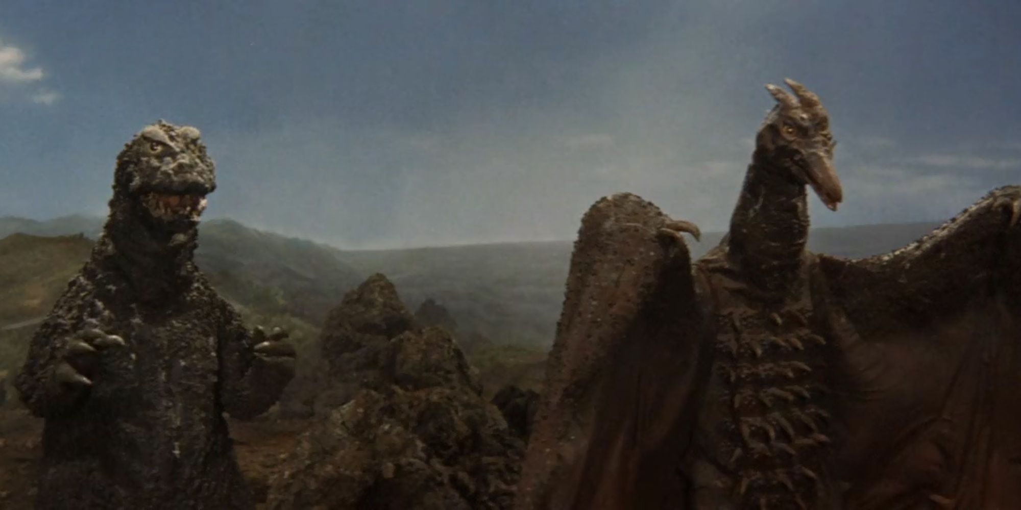 Godzilla and Rodan decide to fight King Ghidorah in Ghidorah, the Three-Headed Monster