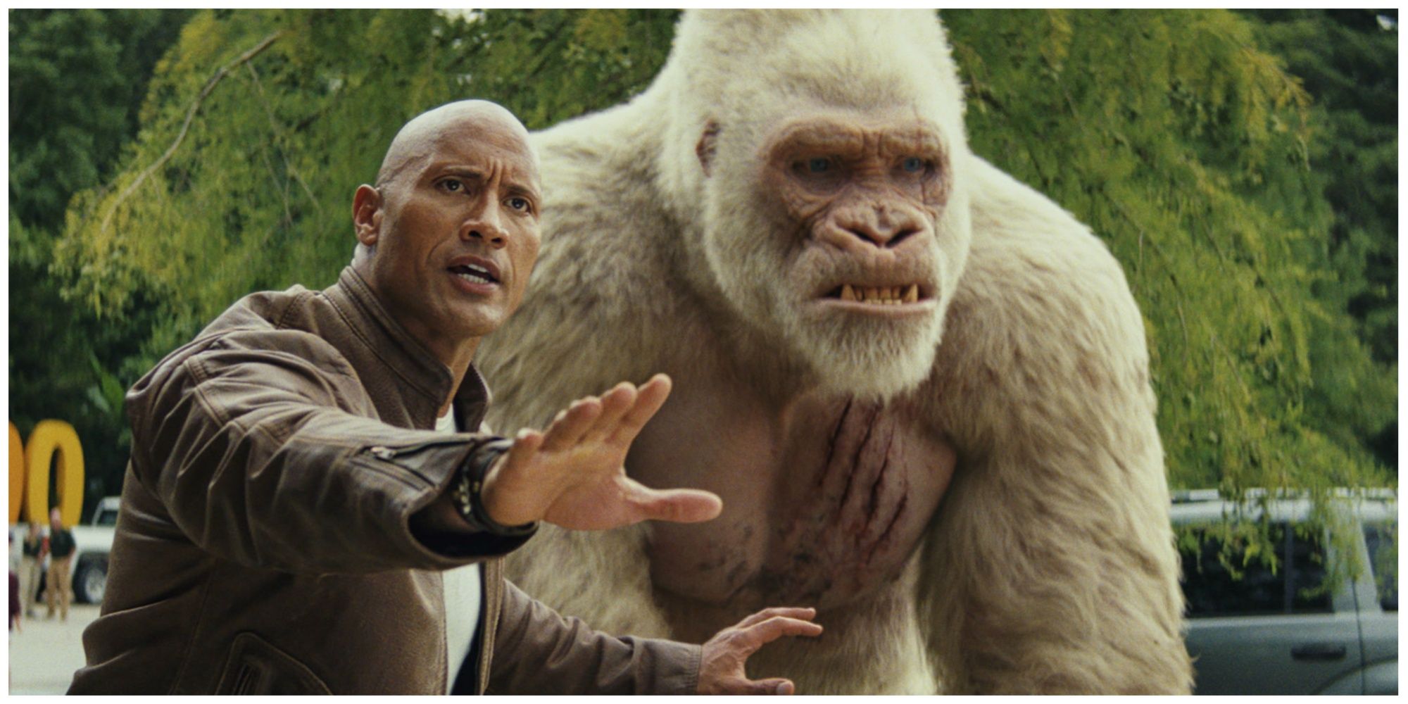 Dwayne Johnson with George in Rampage