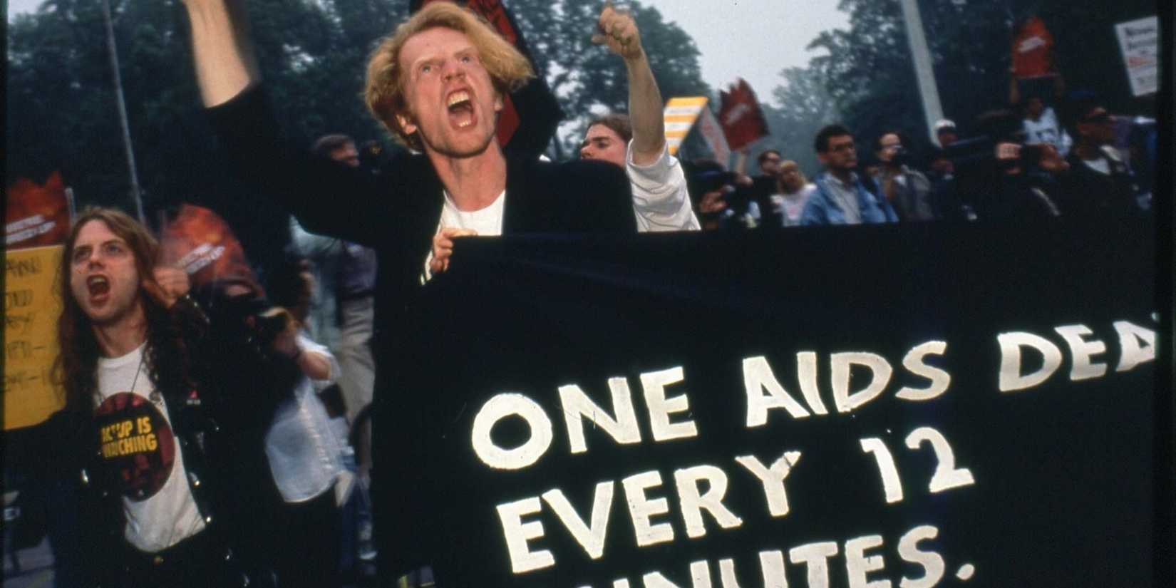 Modern History Documentaries- How to Survive a Plague