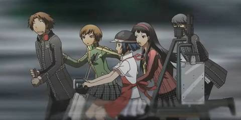 Aika delivering food during a chase scene in the Persona 4 anime