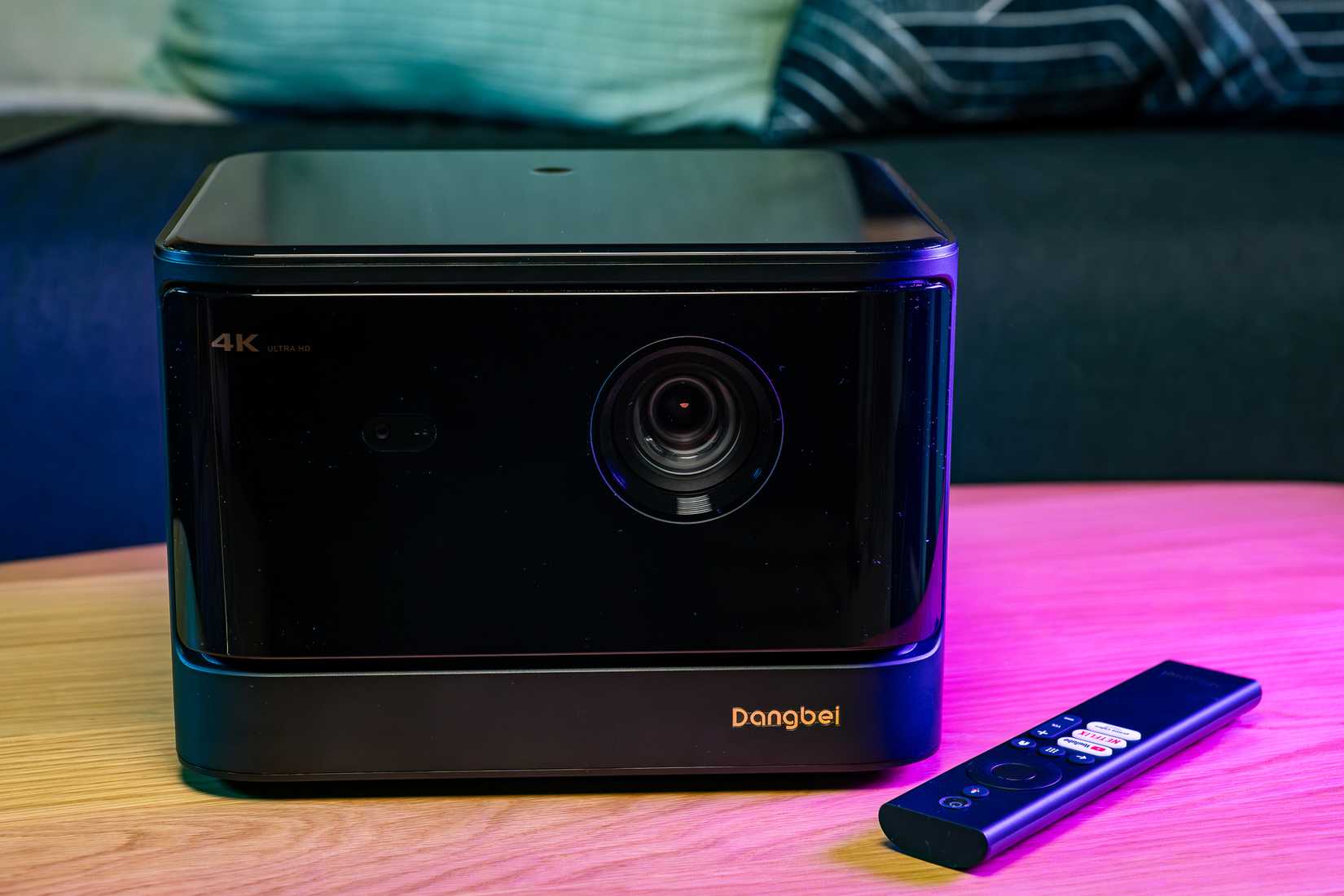 the-dangbei-mars-pro-2-projector-on-a-table_53692810042_o