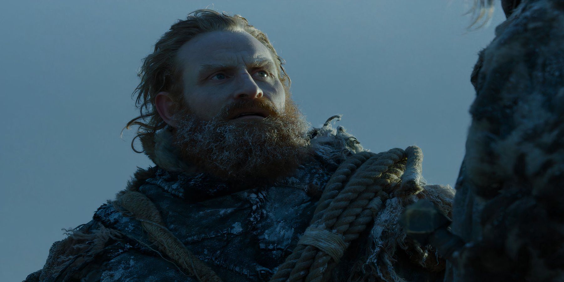 Tormund Giantsbane speaking with The Hound beyond the wall in Game of Thrones