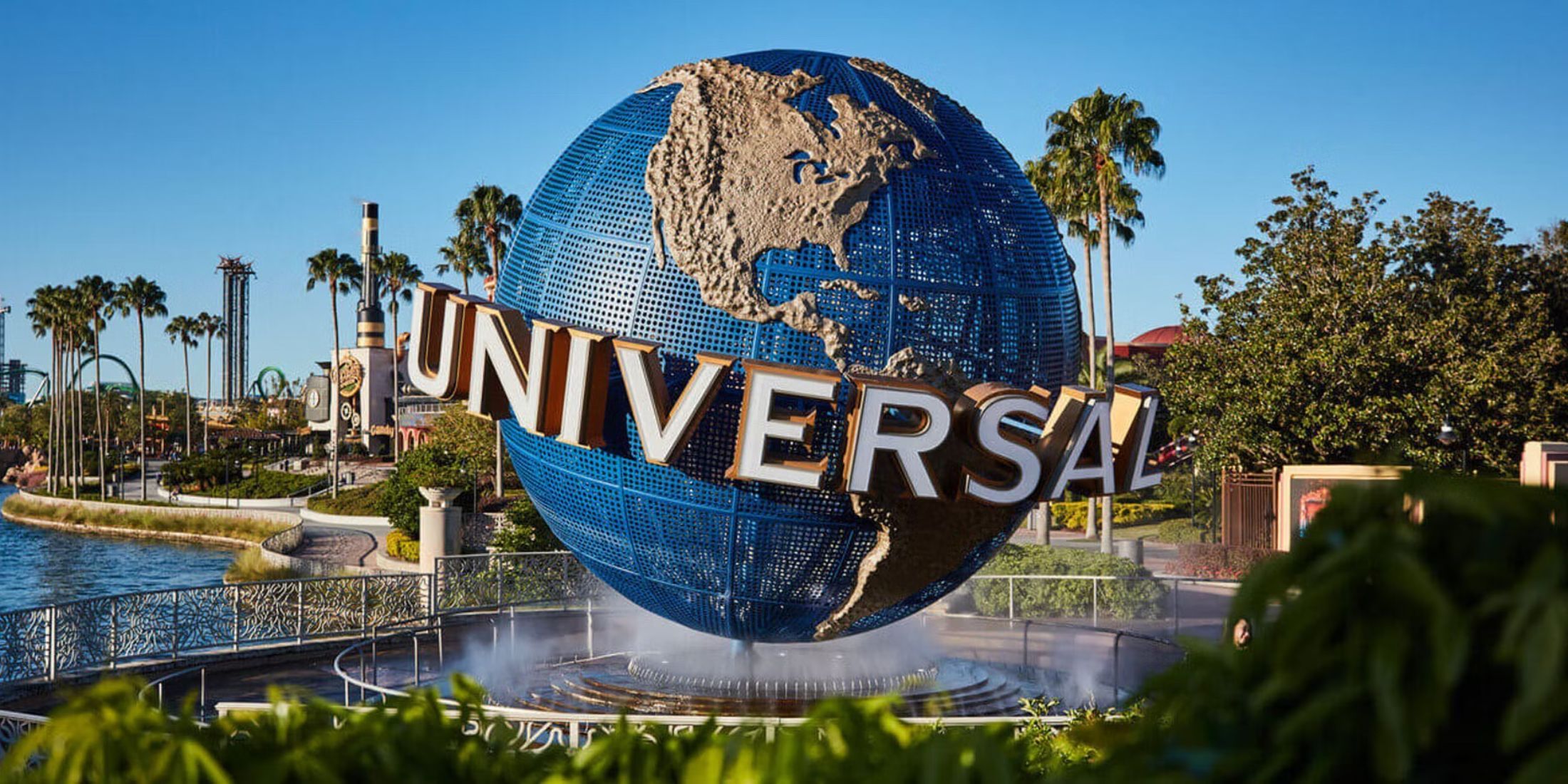 Universal Orlando Resort entrance globe