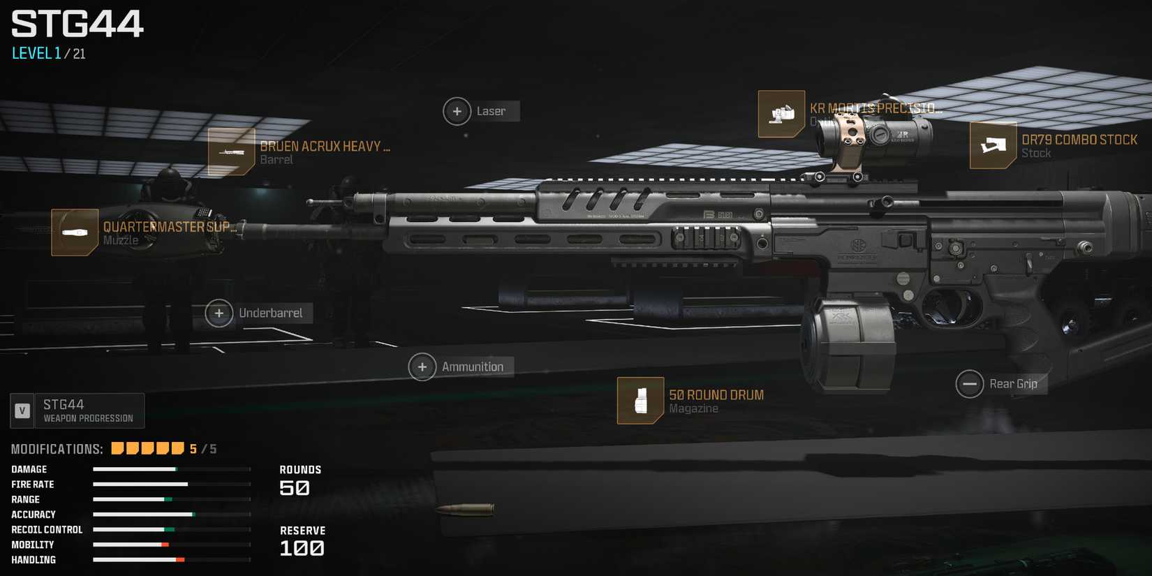 Screenshot showcasing the best STG44 loadout for Warzone 