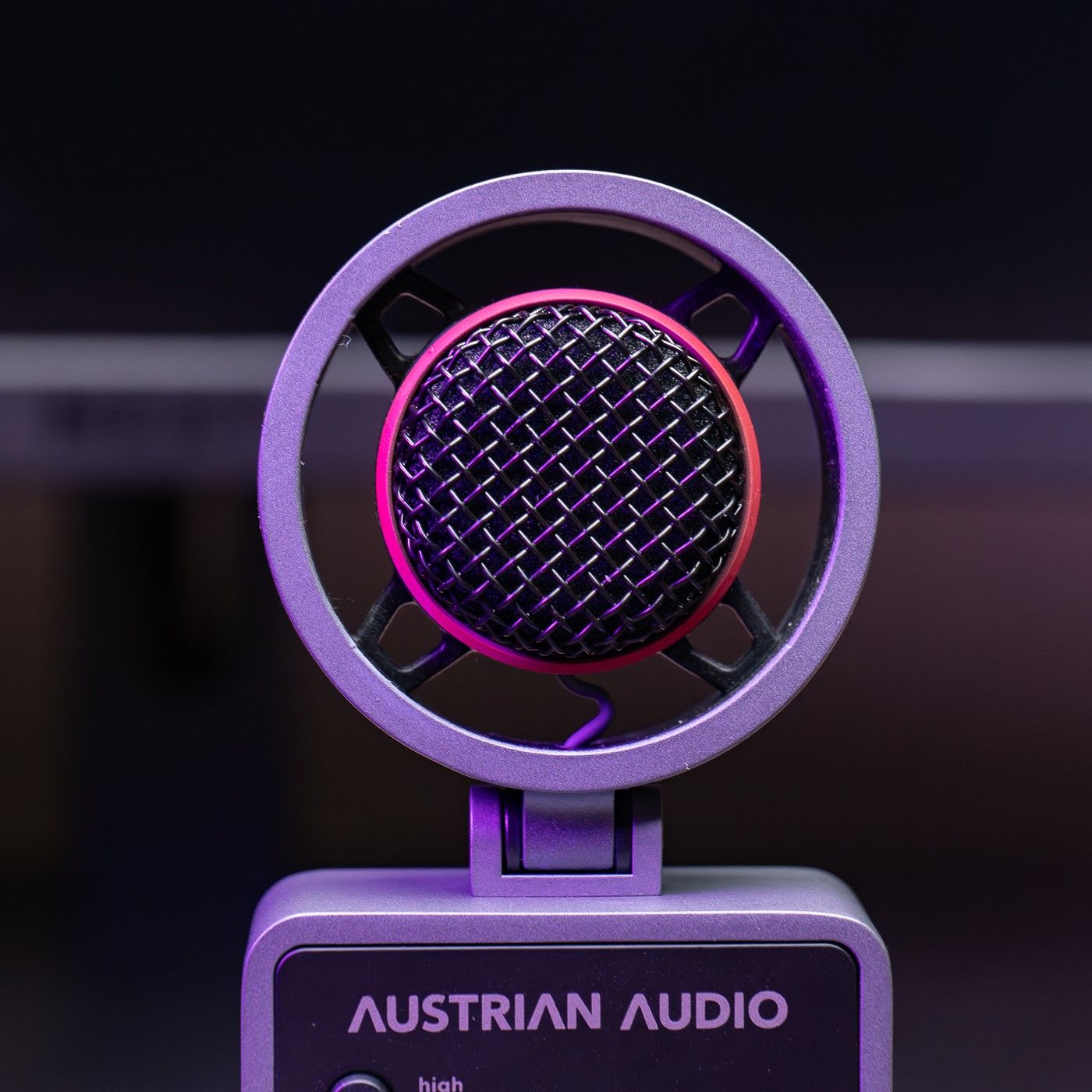 Обзор студийного микрофона Austrian Audio MiCreator