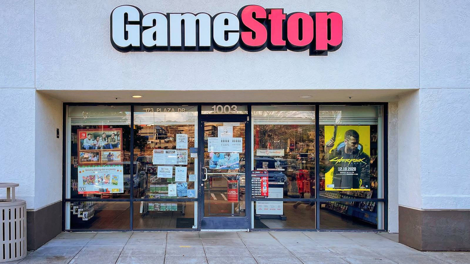 gamestop-storefront