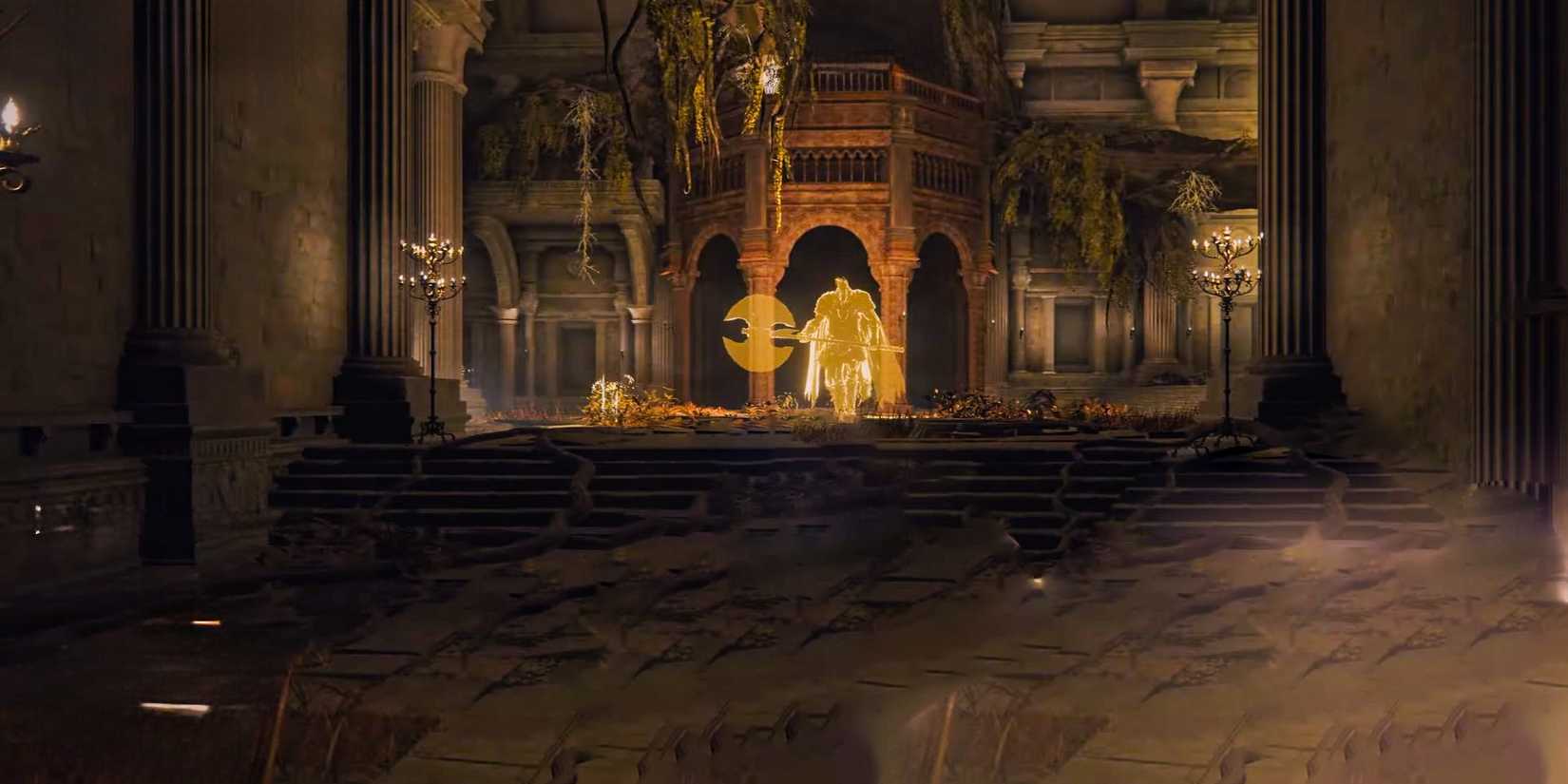 Godfrey, the first elden lord (Golden Shade) in Elden Ring