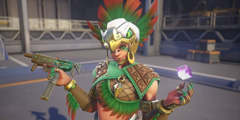 Sombra equipped with the Aztec skin in Overwatch 2 
