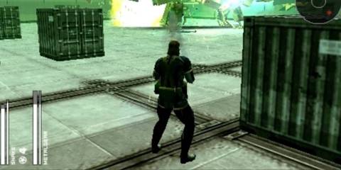 Fighting a metal gear in Portable Ops