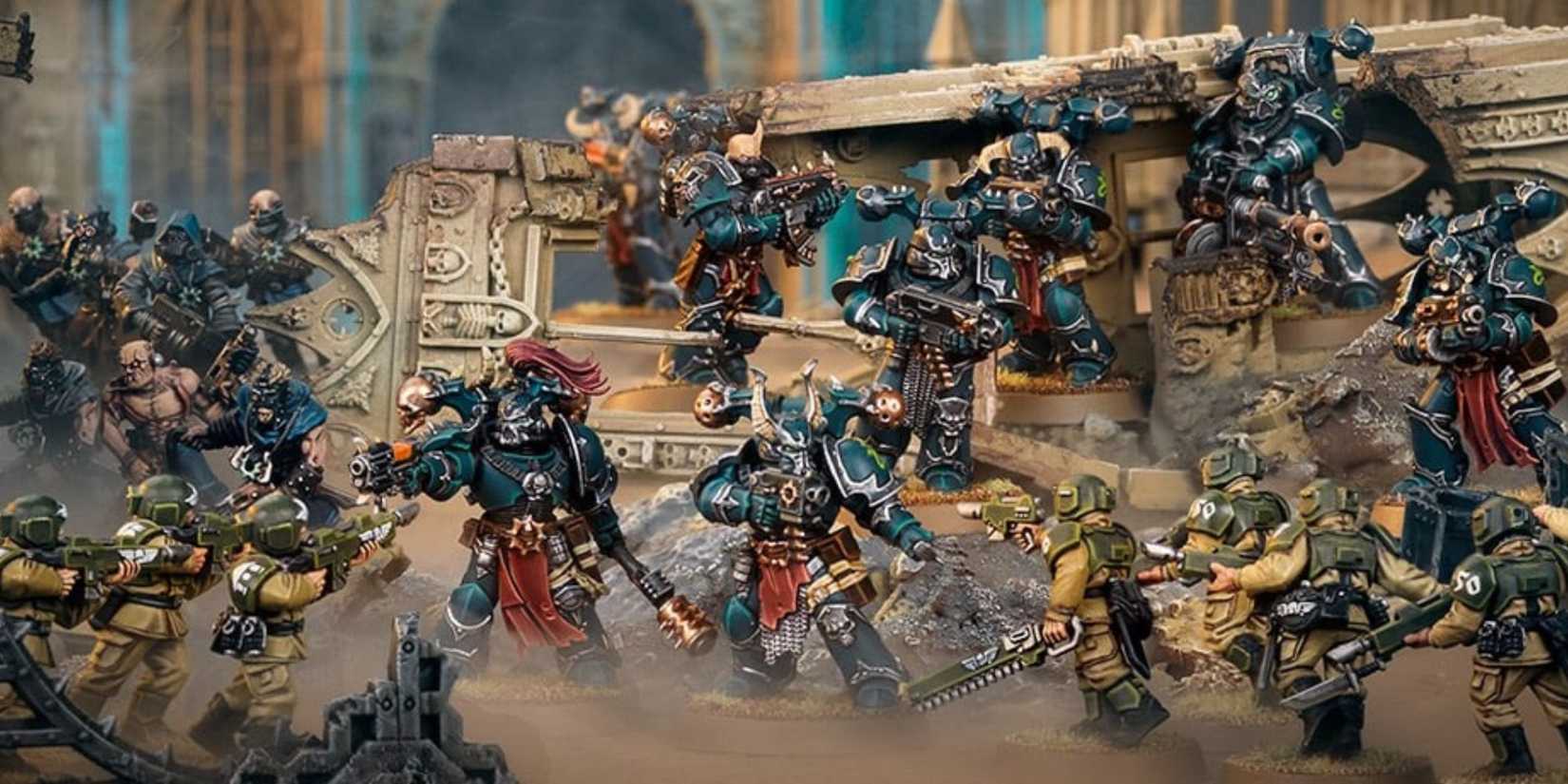 Warhammer 40k: 7 Reasons to Play Chaos Space Marines A unit of Night Lords models fights against Imperial Guard