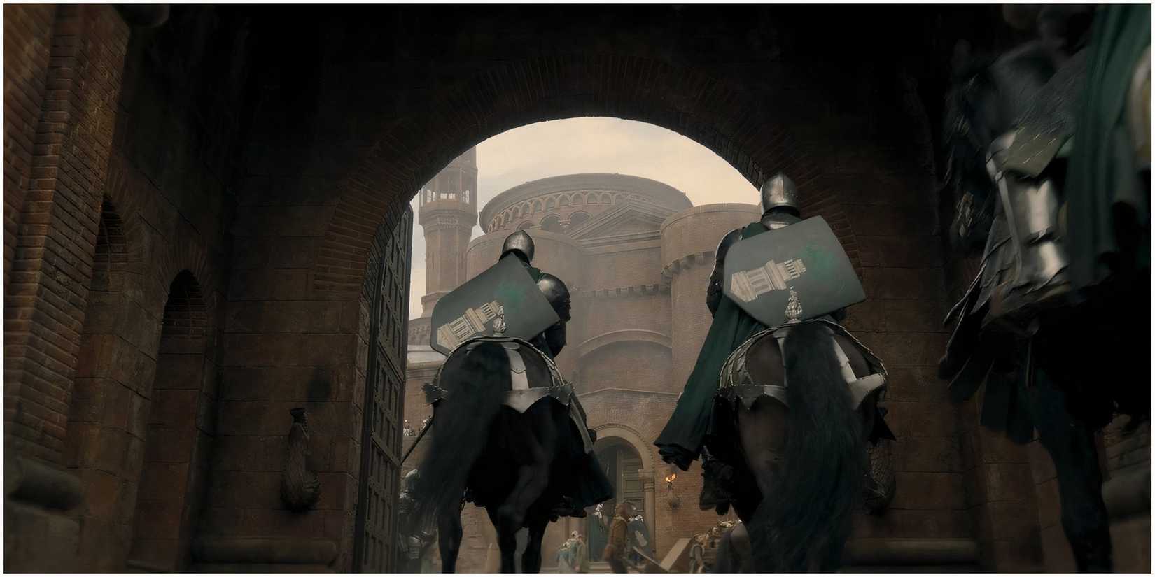 The Hightower cavalry entering the Red Keep in House of the Dragon. 
