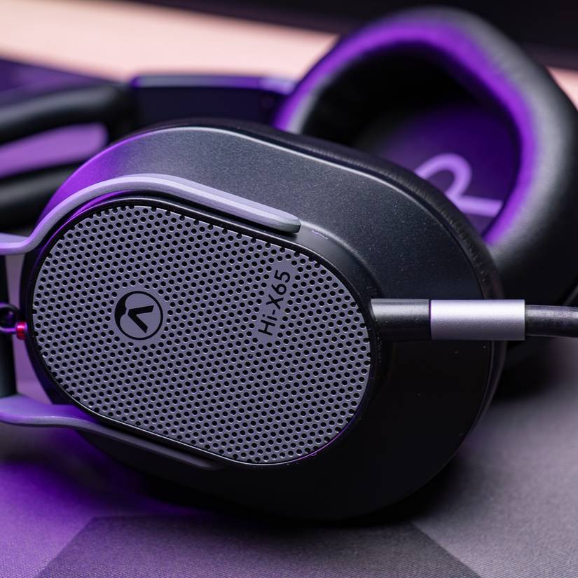 The Austrian Audio Hi-X65 plugged in (2)