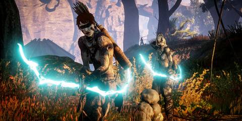 Characters with glowing bows in Dragon Age Inquisition