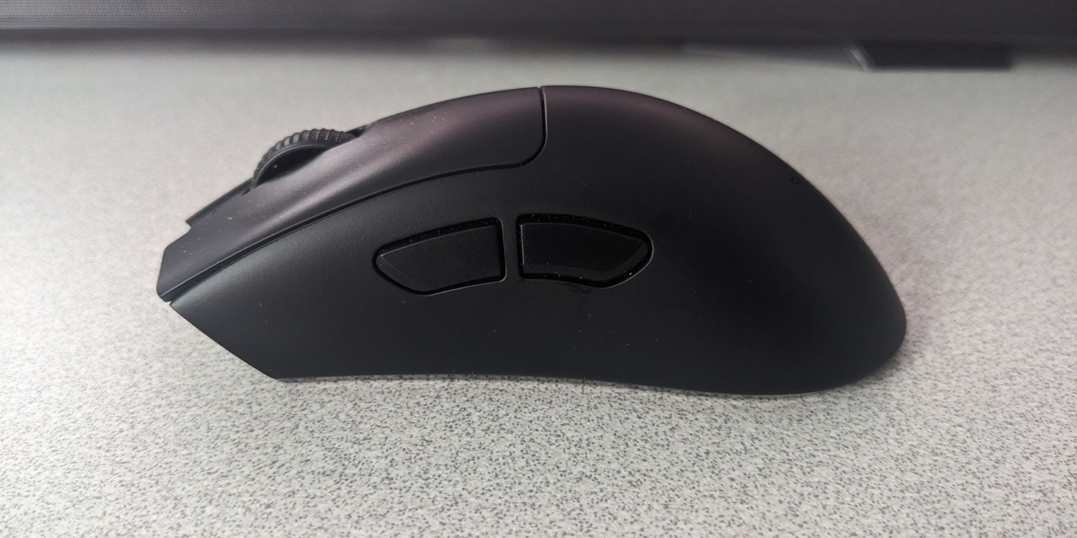 Razer DeathAdder V3 HyperSpeed Gaming Mouse Review