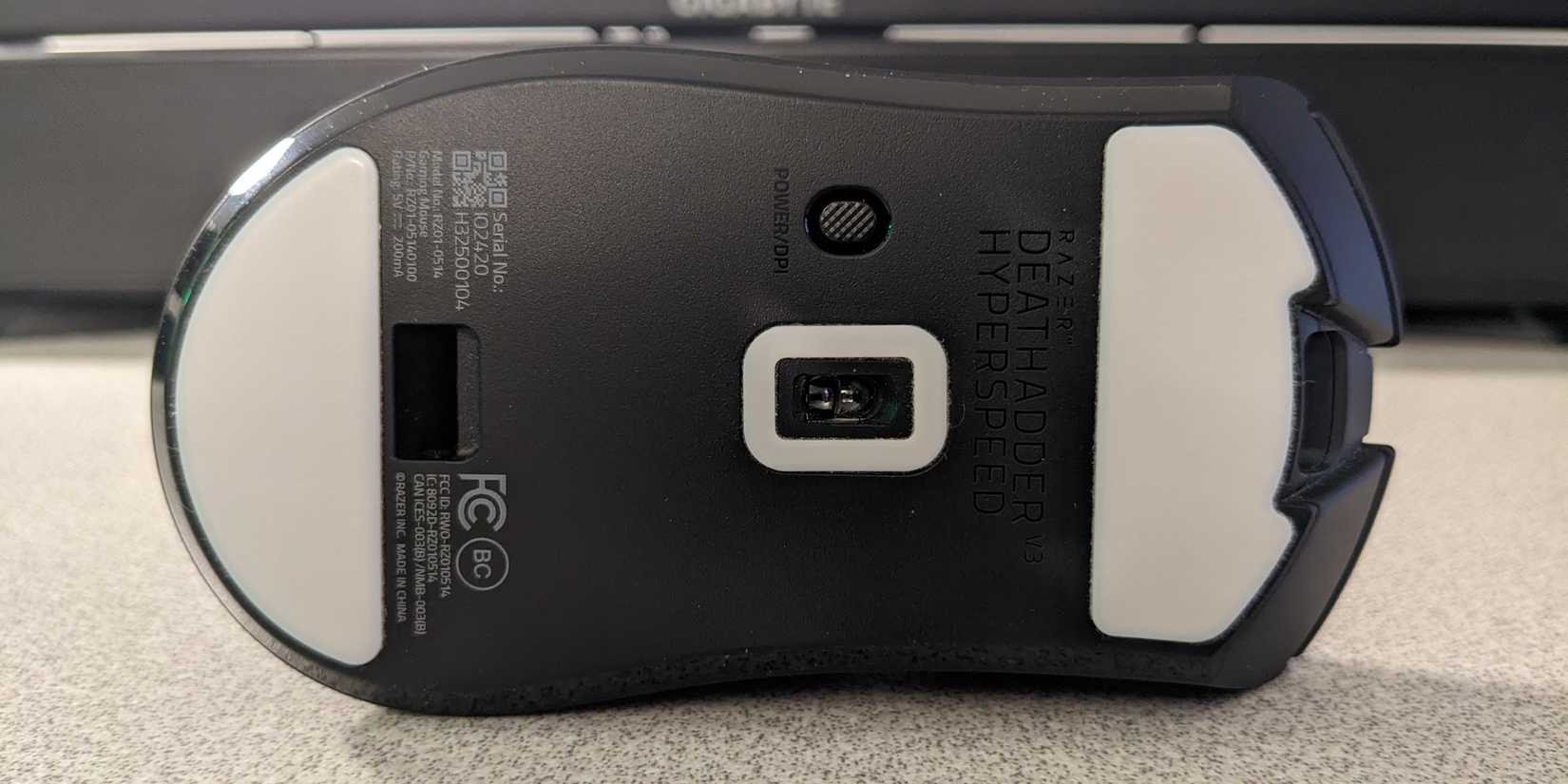 DeathAdder V3 HyperSpeed Design #7