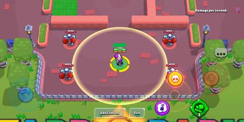 EMZ aiming her super in Brawl Stars