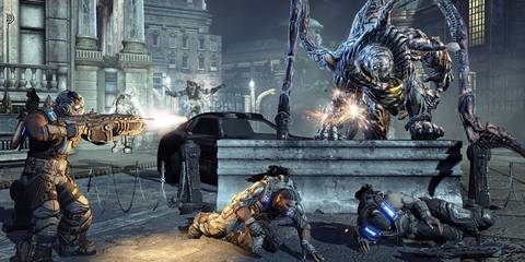 shooting at an enemy in gears of war 3