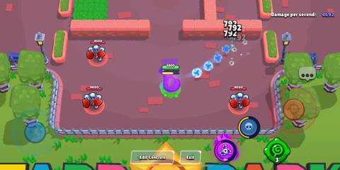 Leon invisible with his hypercharge active in Brawl Stars