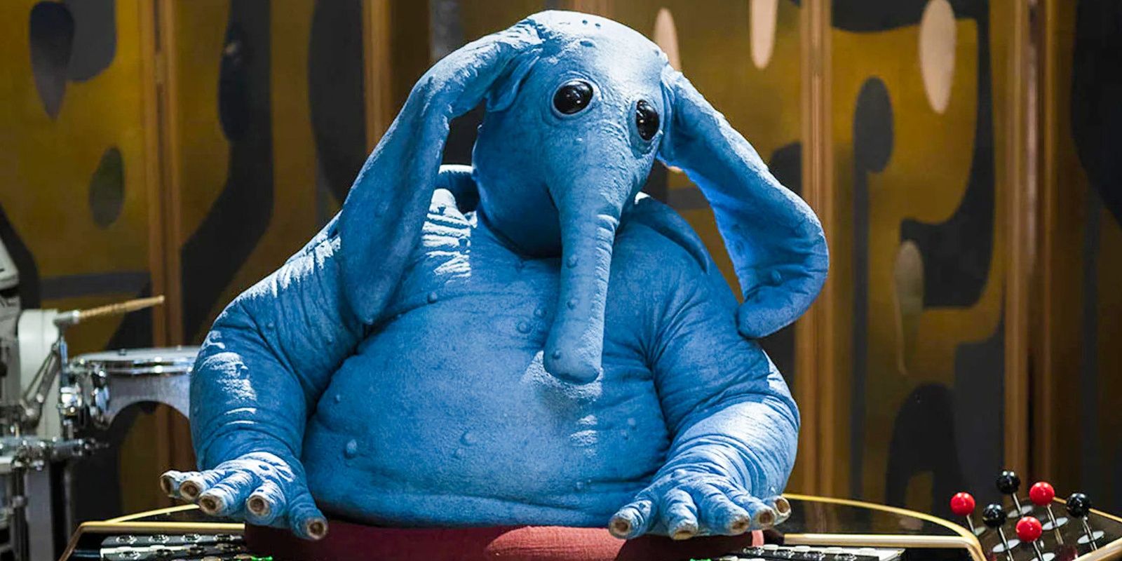 max-rebo-star-wars Cropped