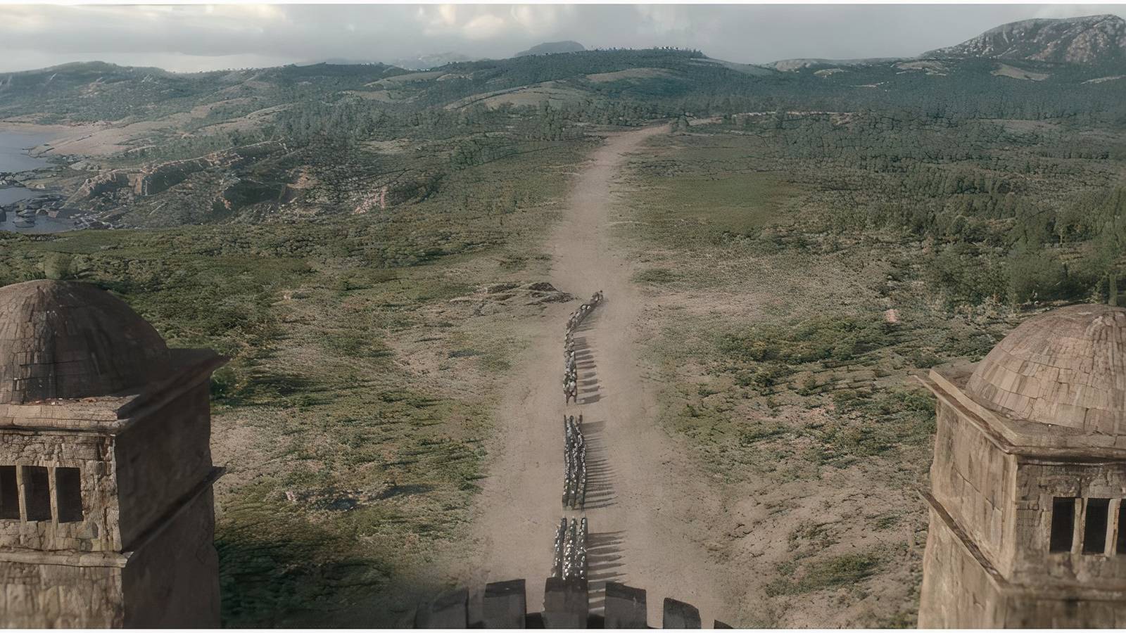 Criston Cole and Gwayne's hosts leaving the Red Keep in House of the Dragon.