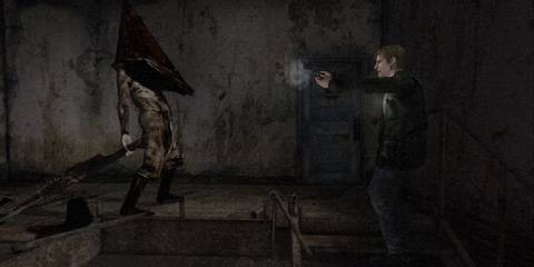 Silent Hill 2 - James Sunderland shooting Pyramid Head