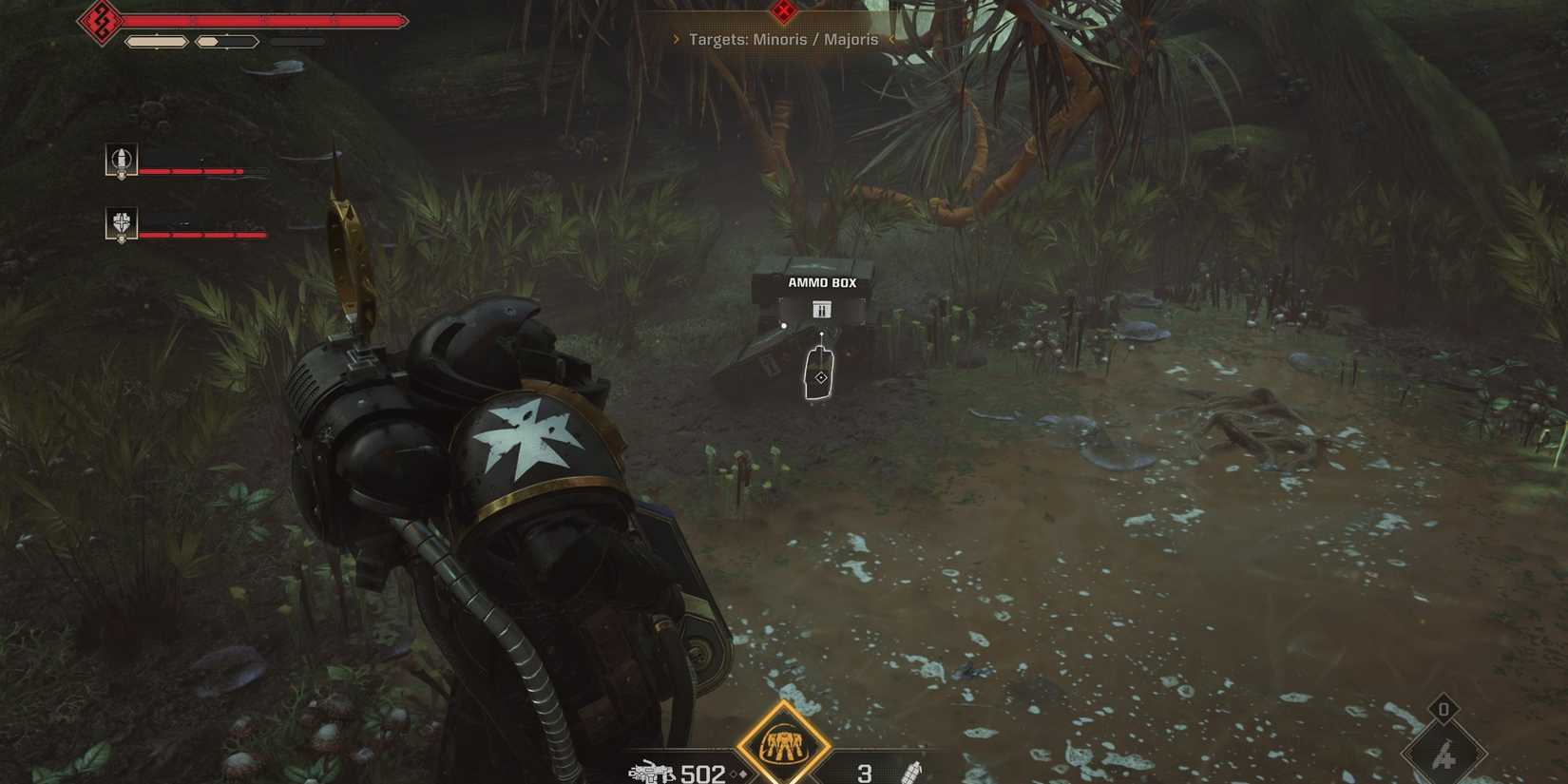 a heavy class looking at destroyable crates