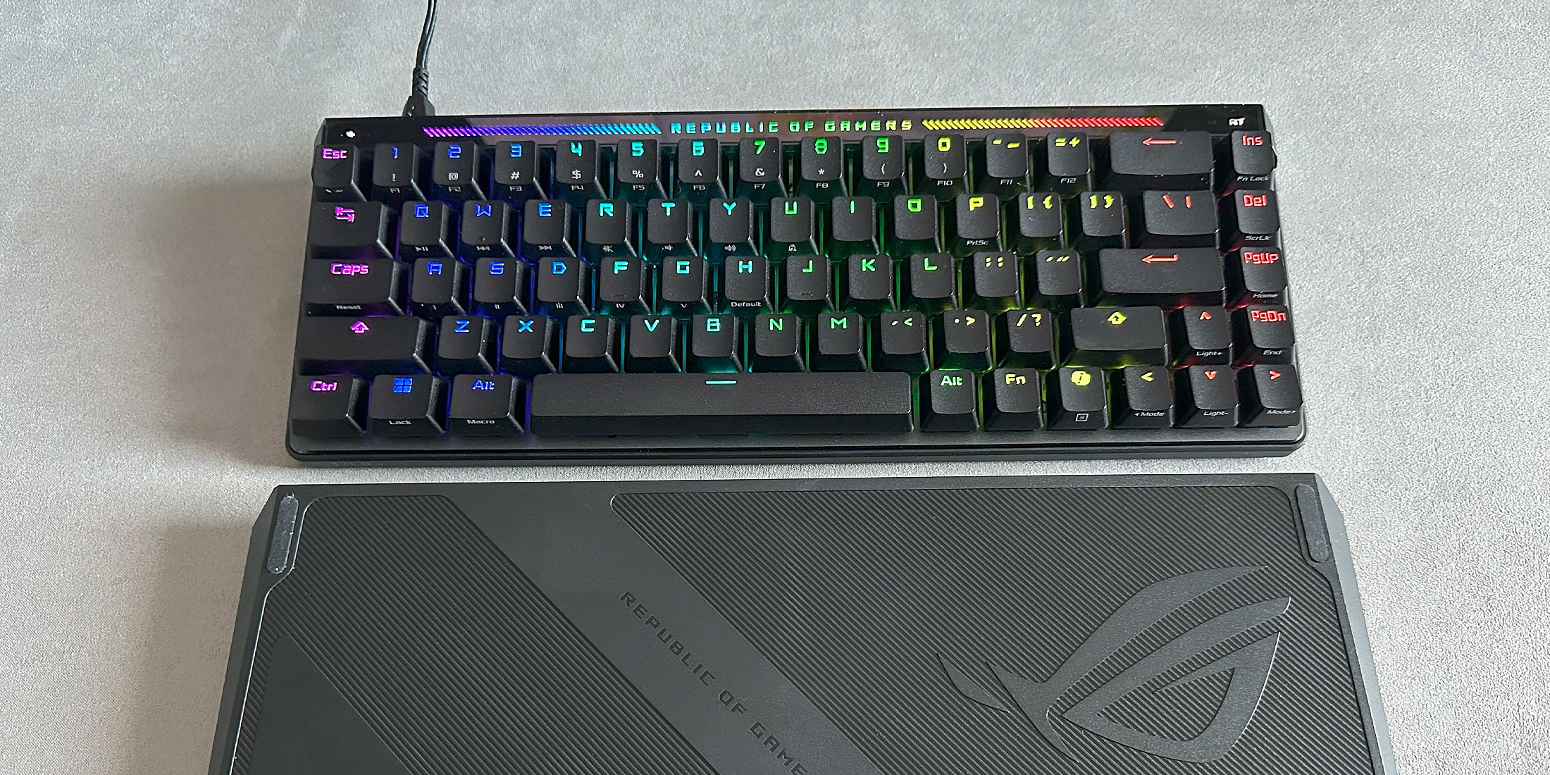ROG Falchion Ace HFX 磁軸電競鍵盤| Aura RGB | 電競keyboards