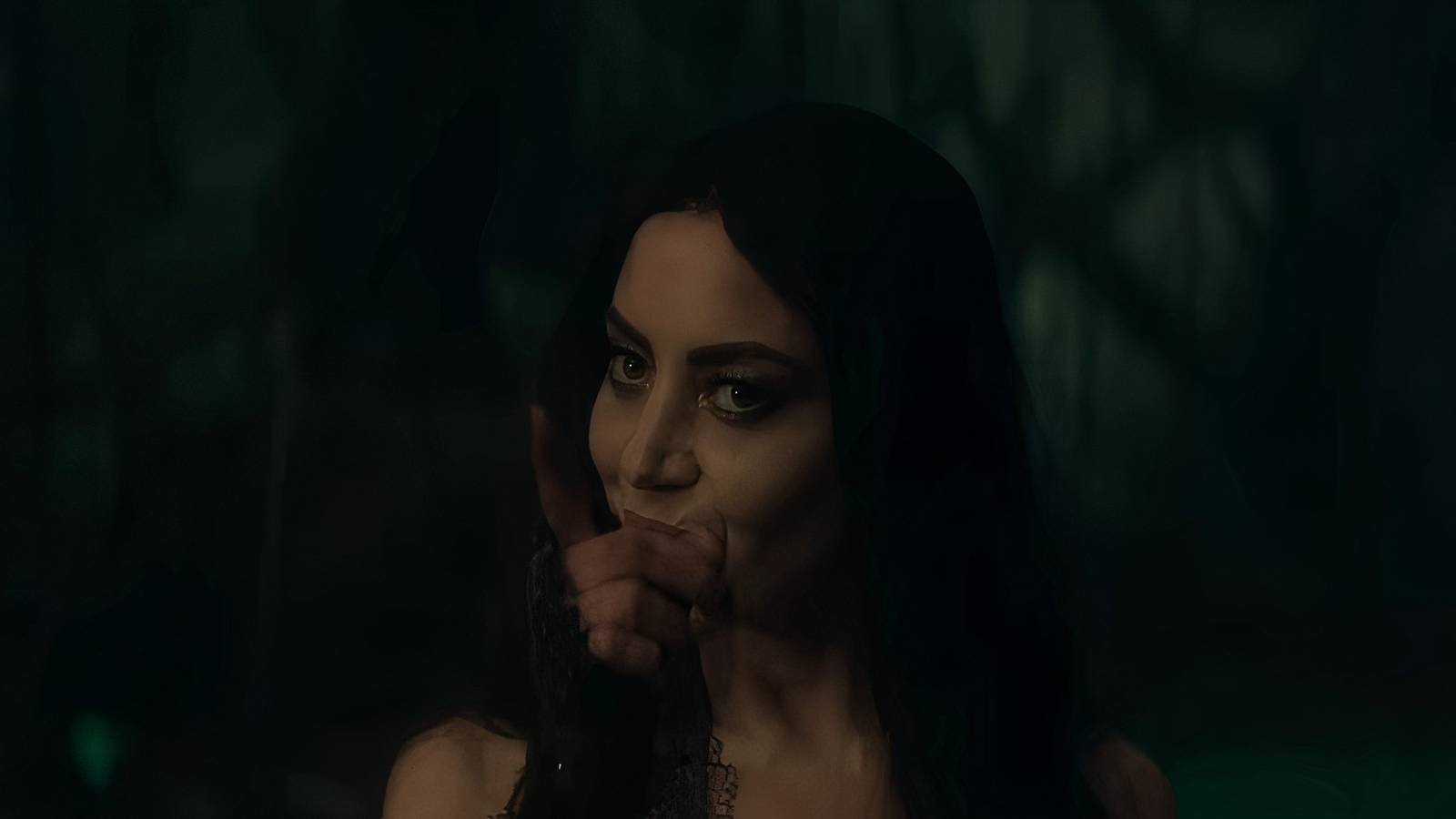 audrey plaza agatha all along (1)