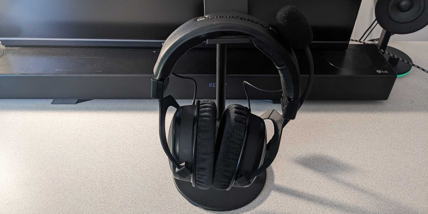 Beyerdynamic MMX 330 Pro Design #1