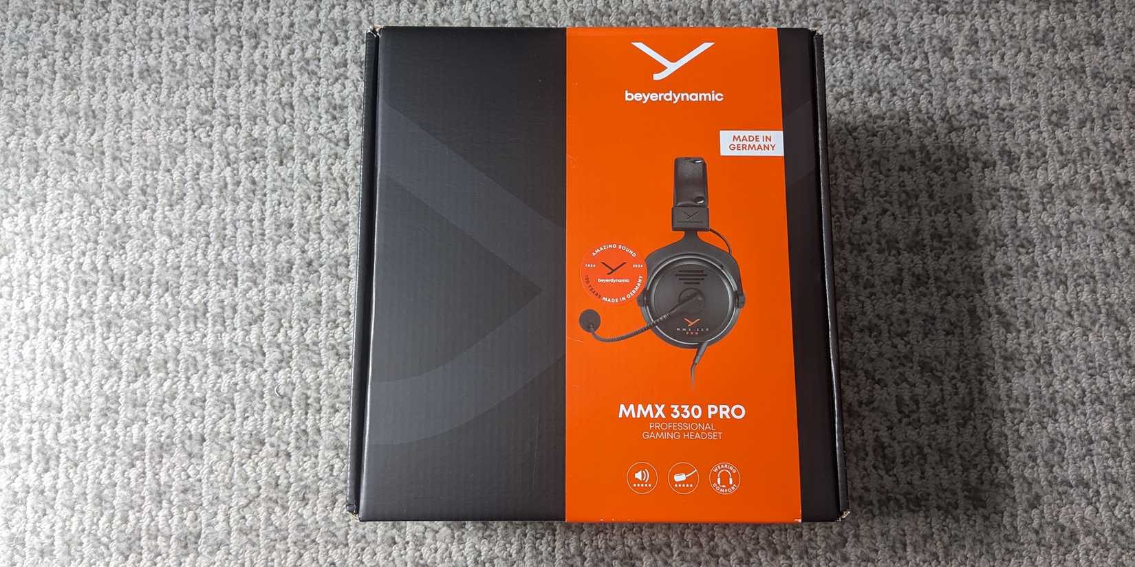 Beyerdynamic MMX330 Packaging #1